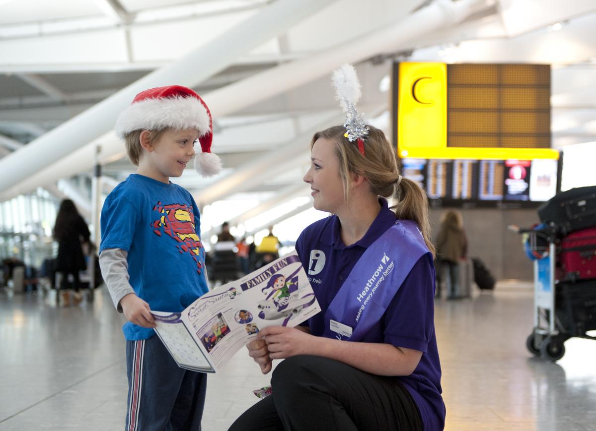 Download Image - London 2012 volunteers return for Heathrowâs Christmas getaway picture