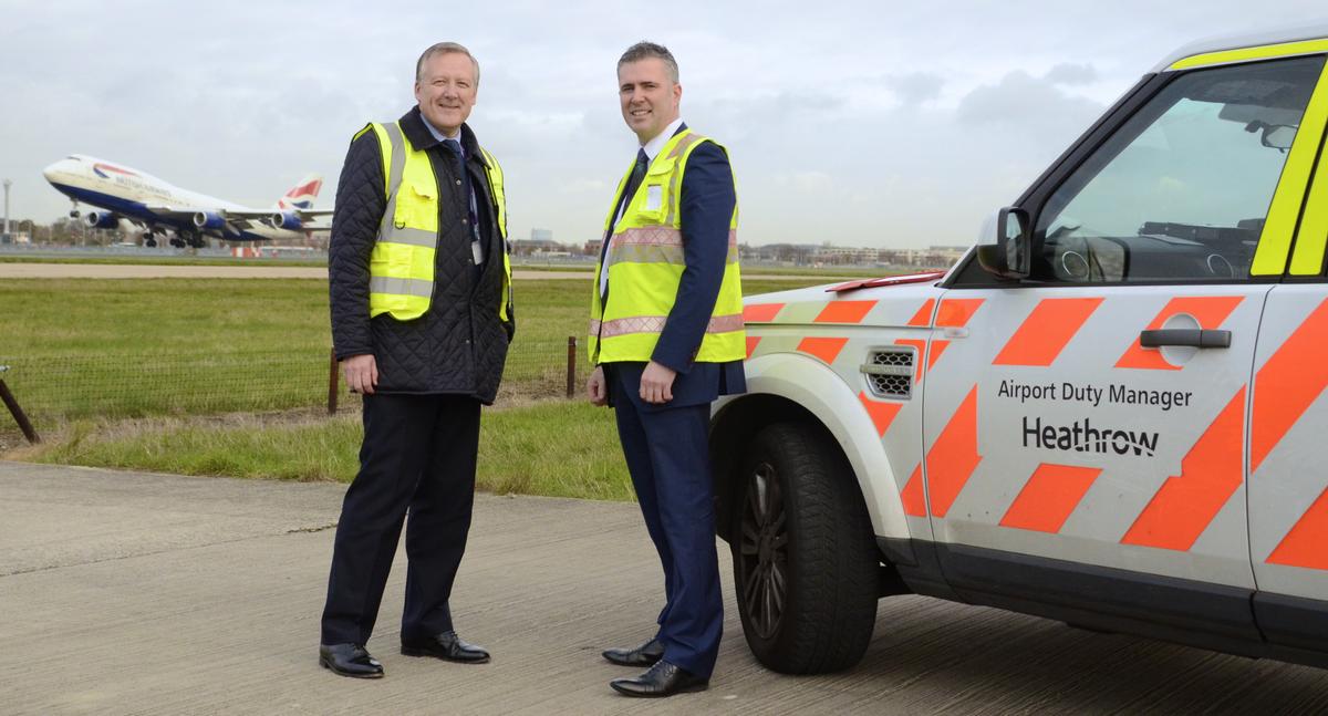 Download Image - Kevan Jones MP with the Airport Duty Manager picture