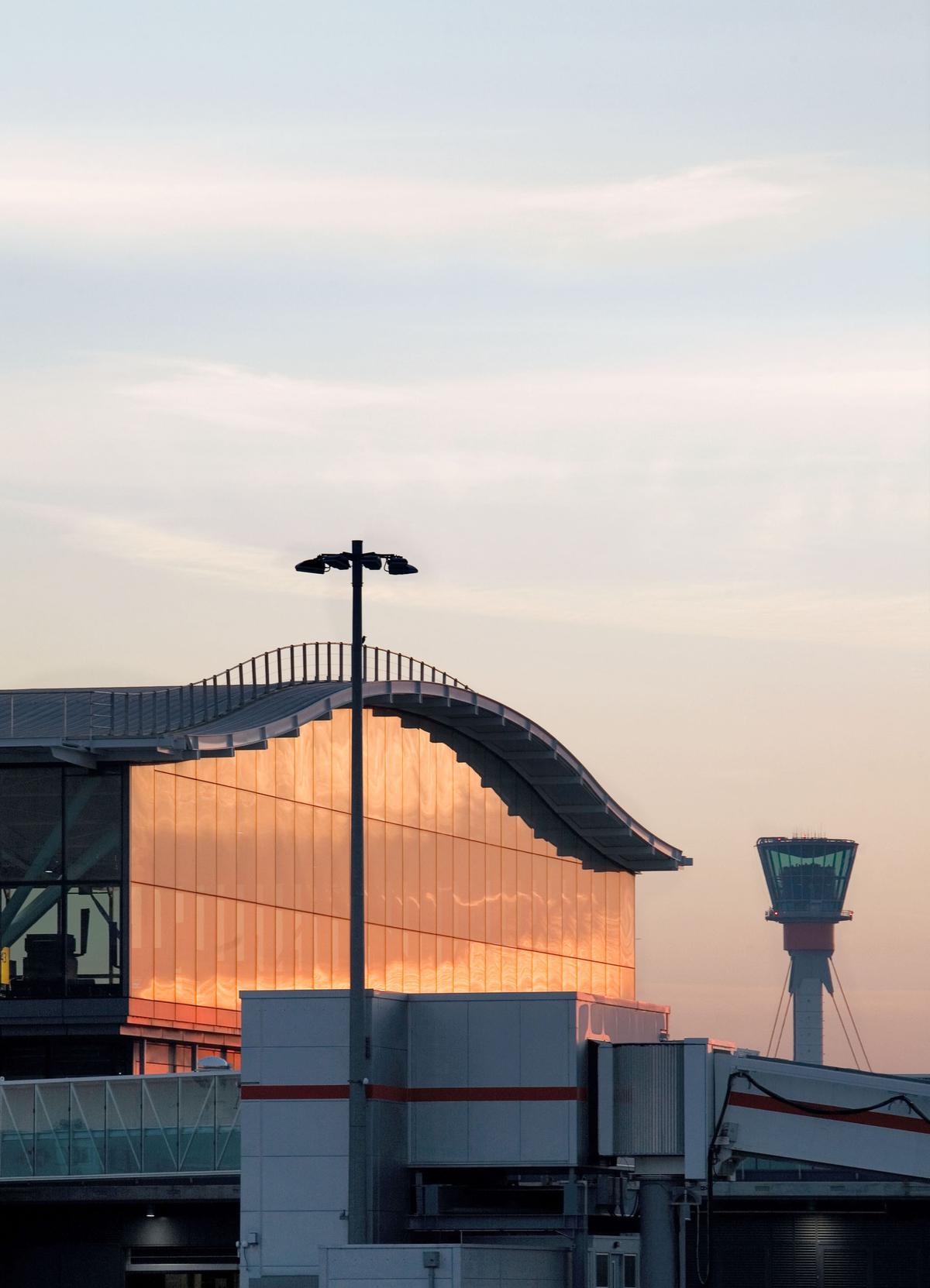Download Image - Terminal 5 & Control Tower picture