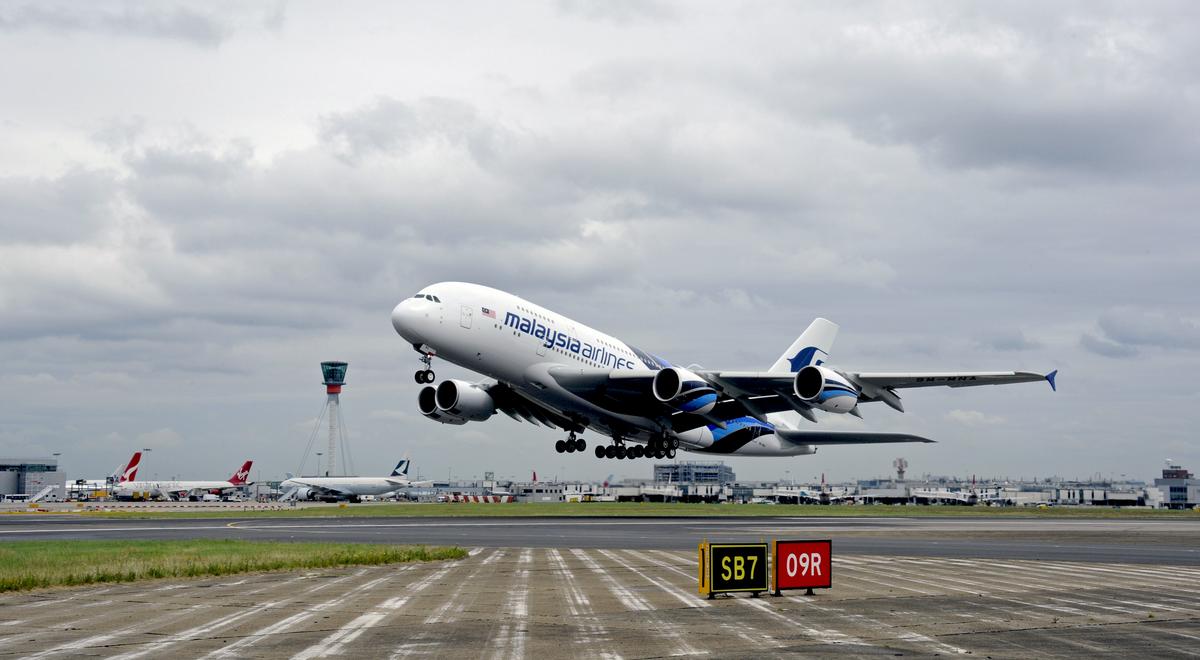 Download Image - Malaysia Airlines A380 Inaugural picture