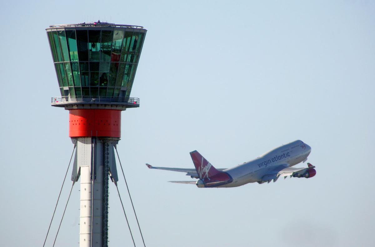 Download Image - Control Tower and Virgin Atlantic 2 picture