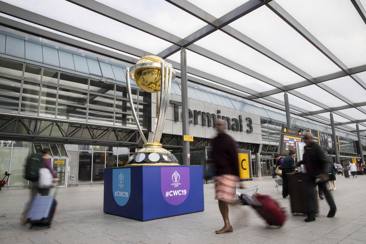 Download Image - Iconic sports arrive at Heathrow picture