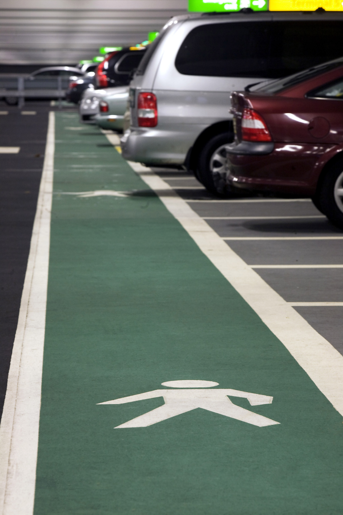 Download Image - Terminal 5 short stay car park picture