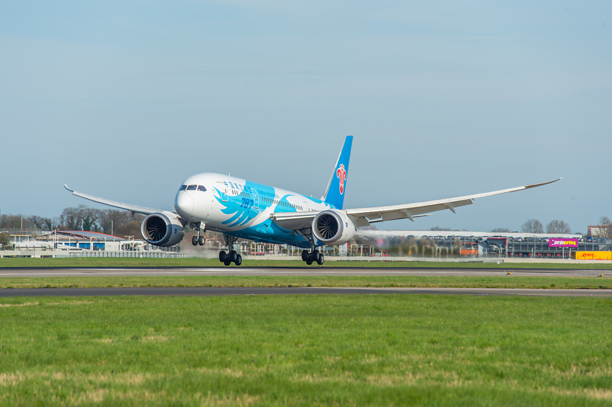 Download Image - China Southern Airline picture