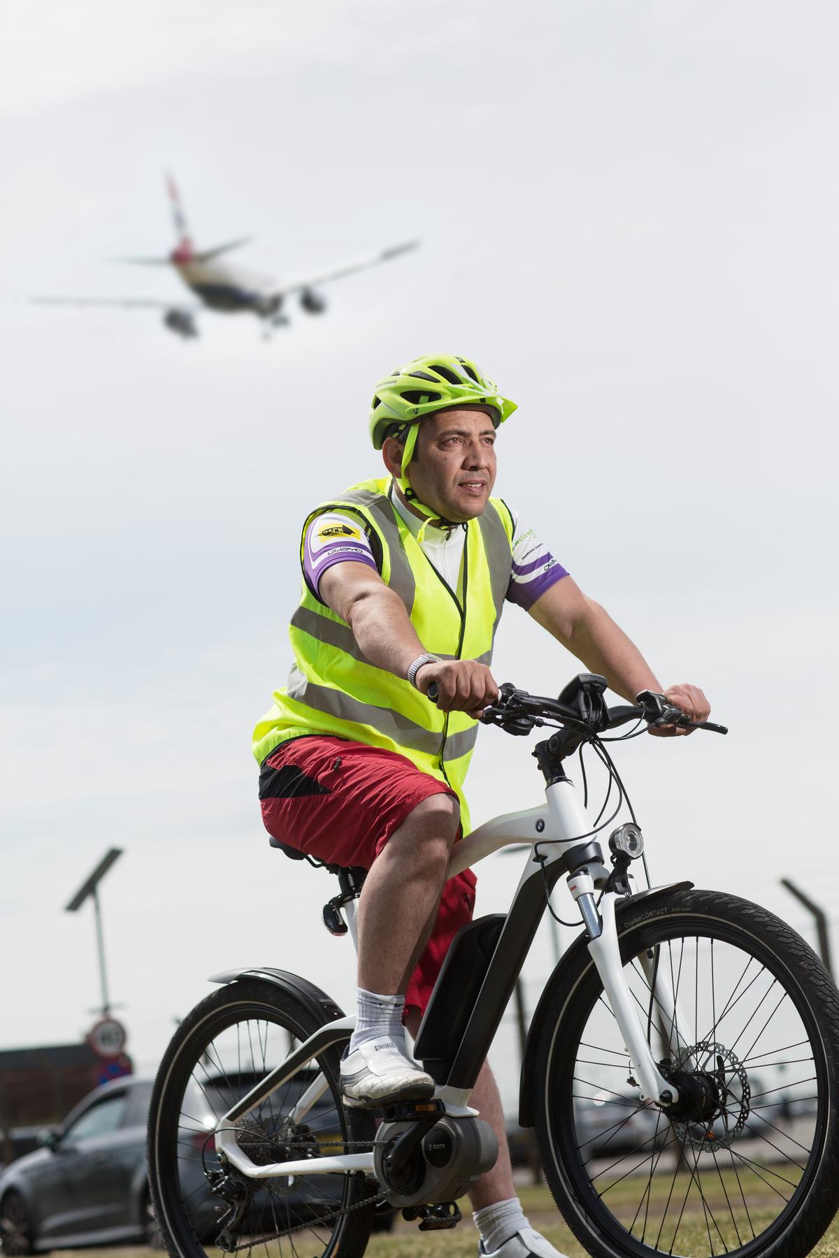 Download Image - Heathrow Cycling picture