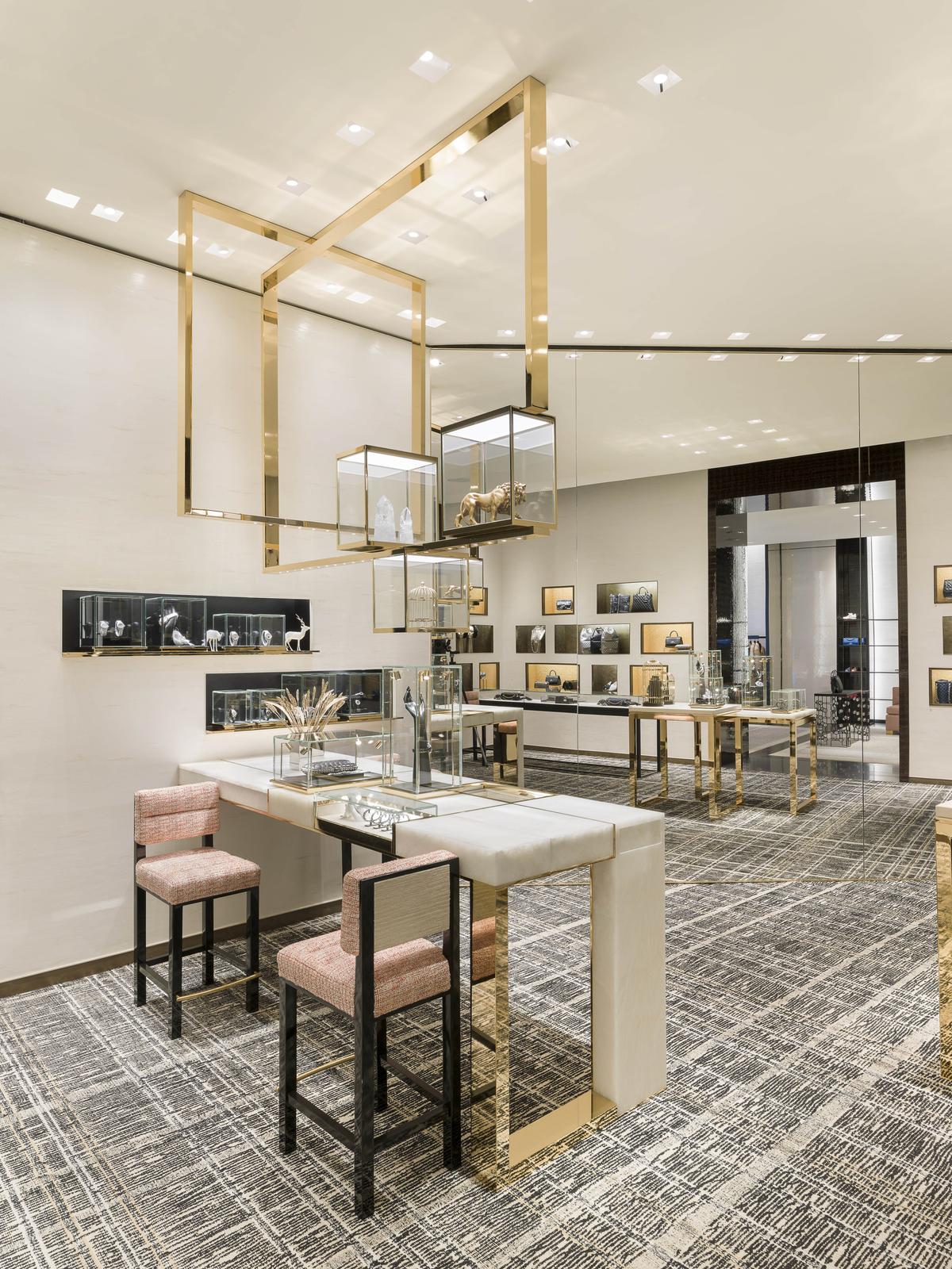 Download Image - Chanel Boutique at Terminal 5 picture