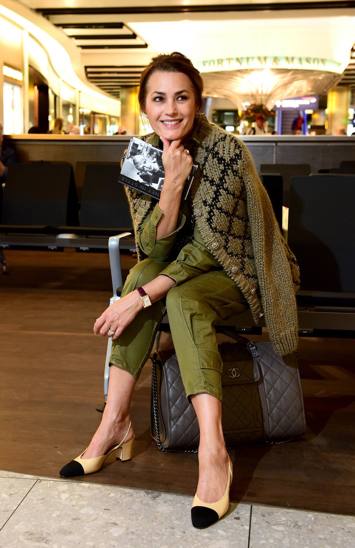 Download Image - Yasmin Le Bon picture