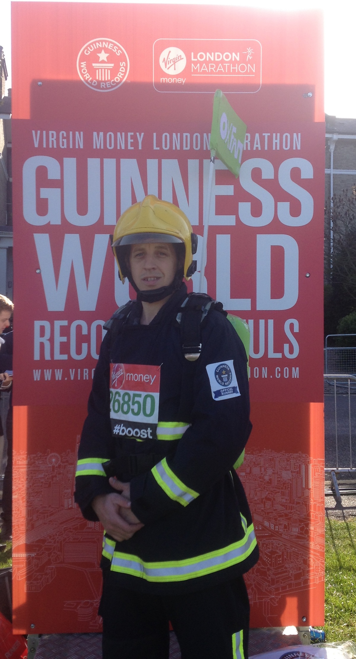 Download Image - Heathrow Fire-fighter marathon runner picture