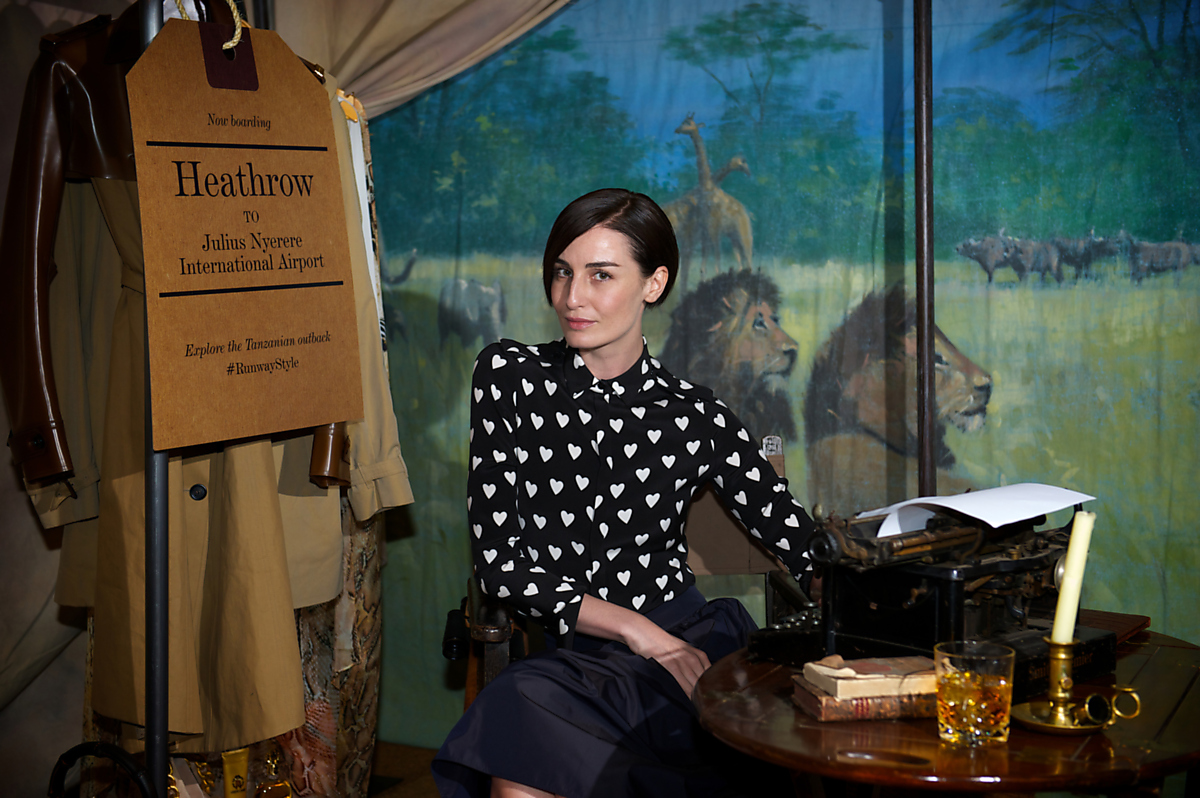 Download Image - Erin O'Connor picture