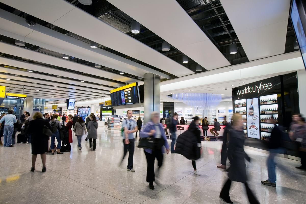 Download Image - T5 retail departure lounge picture