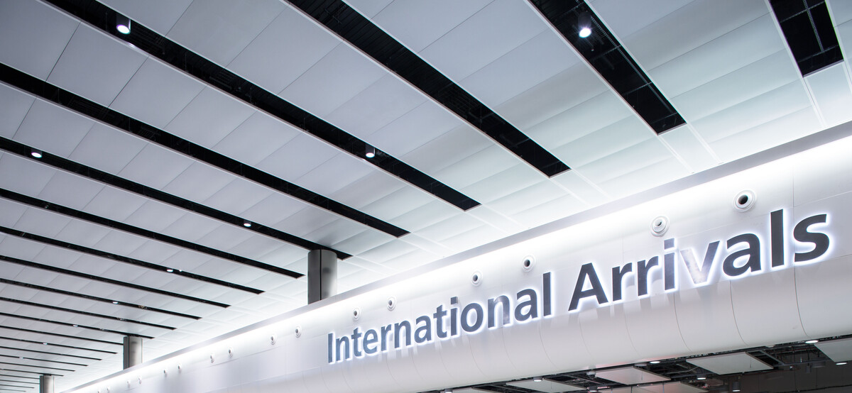 Download Image - Terminal 2 - Arrivals picture