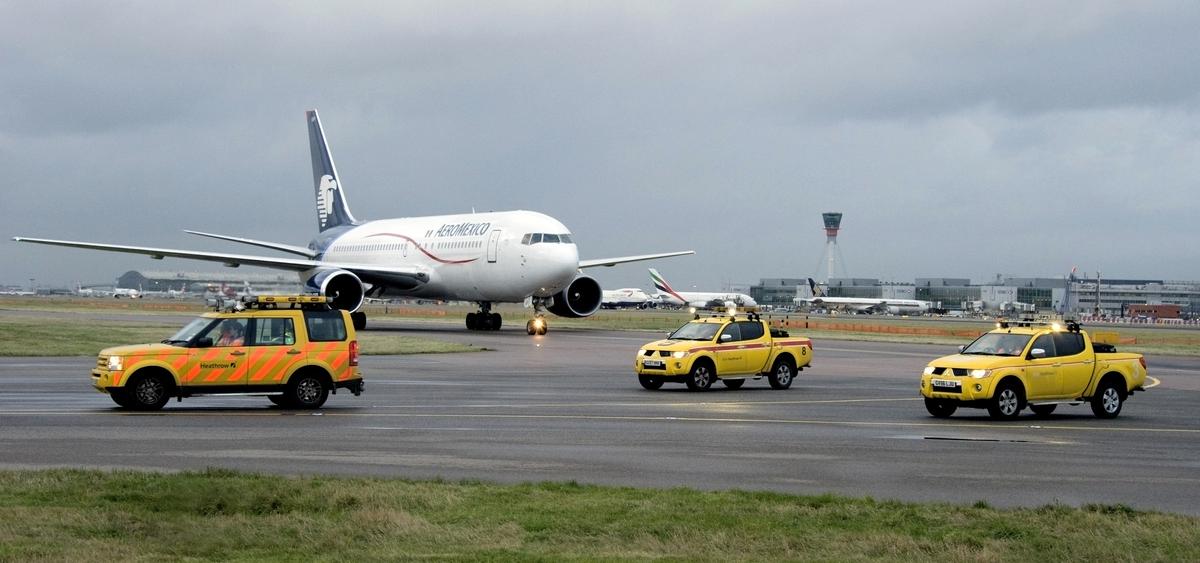 Download Image - Heathrow welcomes Aeromexico picture