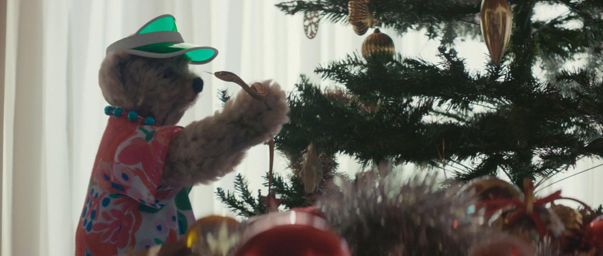 Download Image - Heathrow releases new Christmas ad starring much-loved characters; Doris and Edward Bair picture