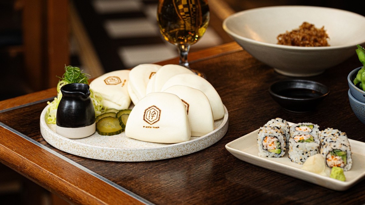 Download Image - Heathrow Plane Food 4 picture