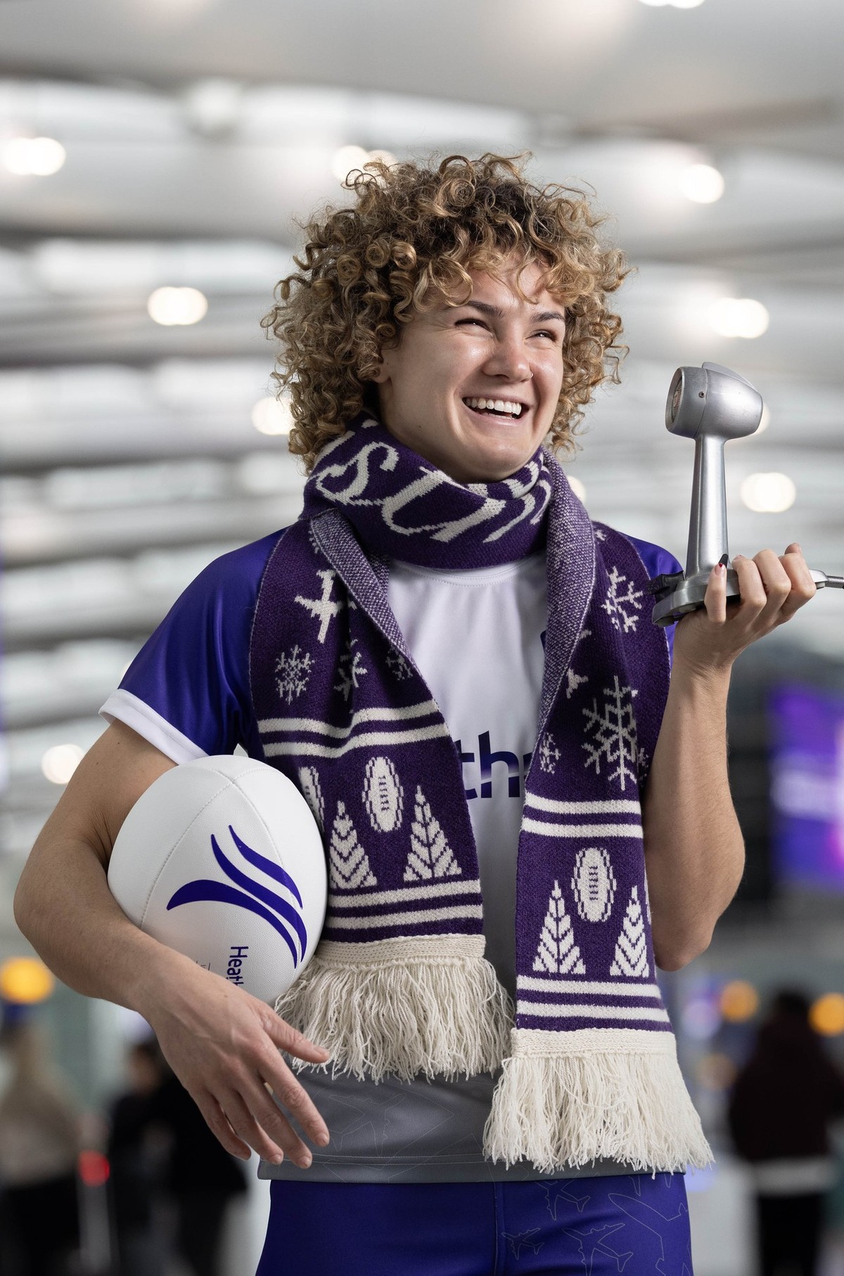 Download Image - HeathrowChristmasCampaign Edit 03 picture