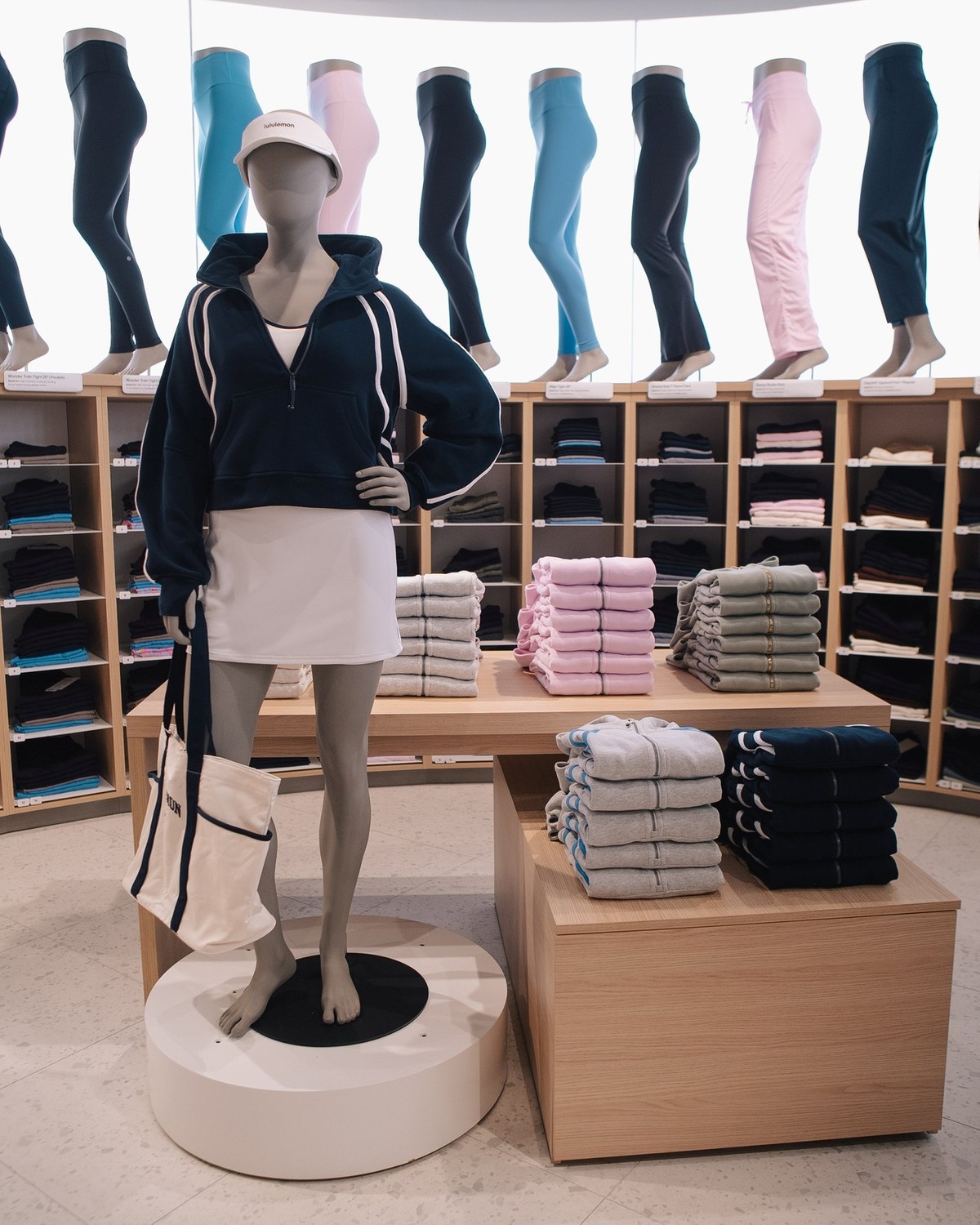 Download Image - LULU HEATHROW OPENING-2 picture