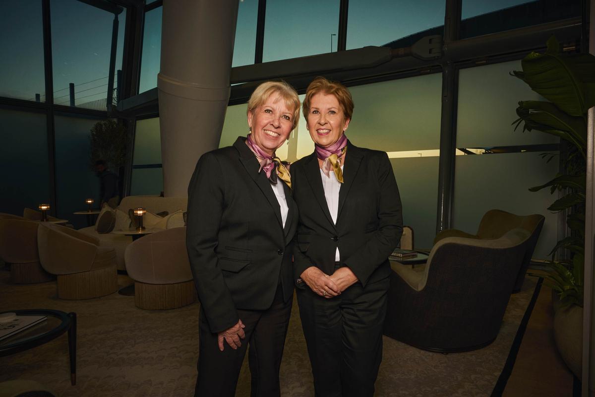 Download Image - TheWindsorByHeathrow 10 - Sonia L, Adrienne R picture