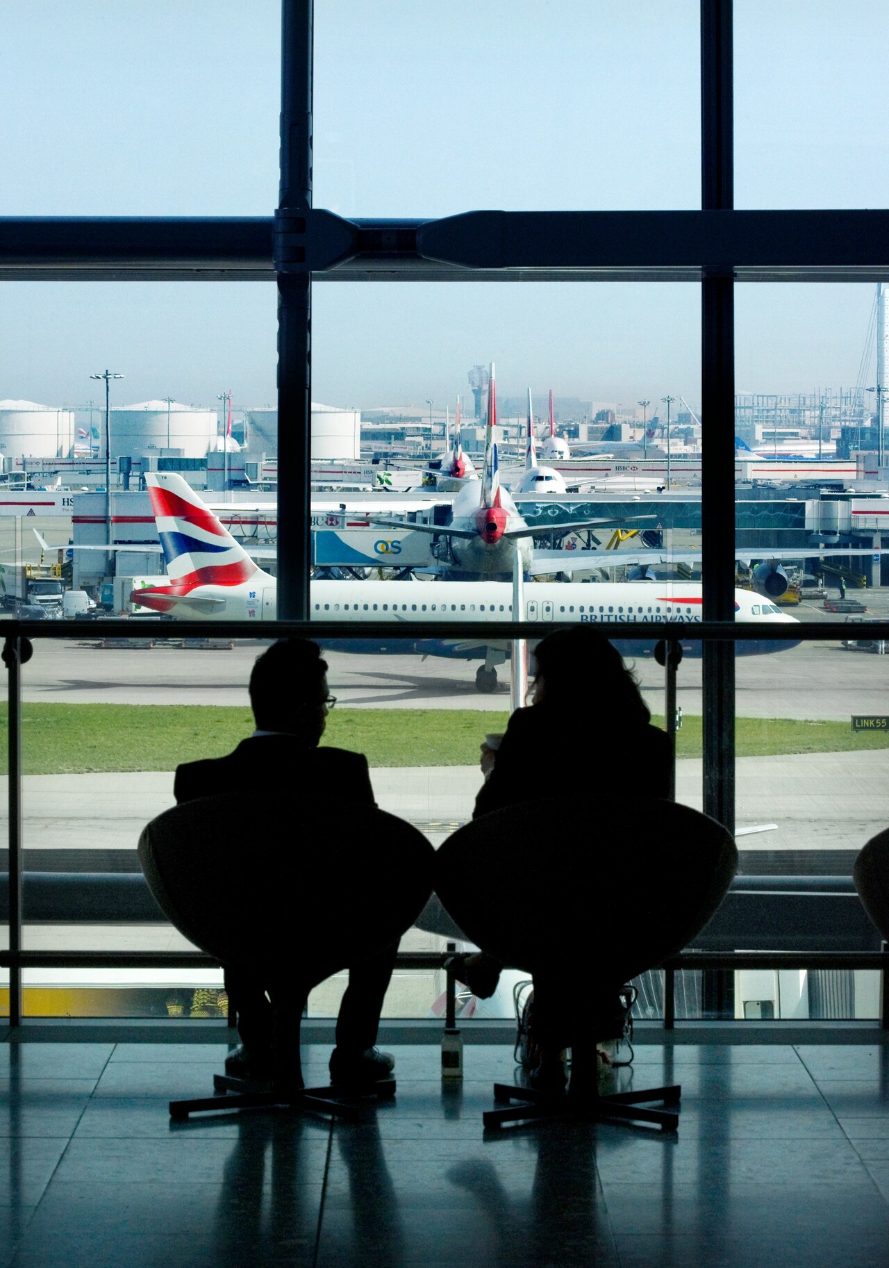 First independent business centre to open at Heathrow picture