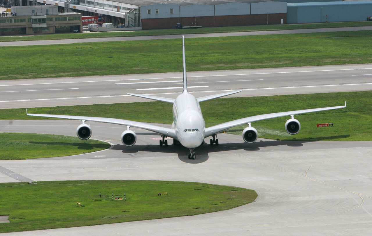 Heathrow set to more than triple its A380 fleet by 2020 picture