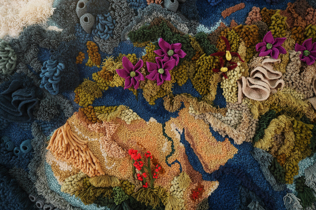 Heathrow and Royal Botanic Gardens, Kew reveal 6m x 2m hand-woven installation
