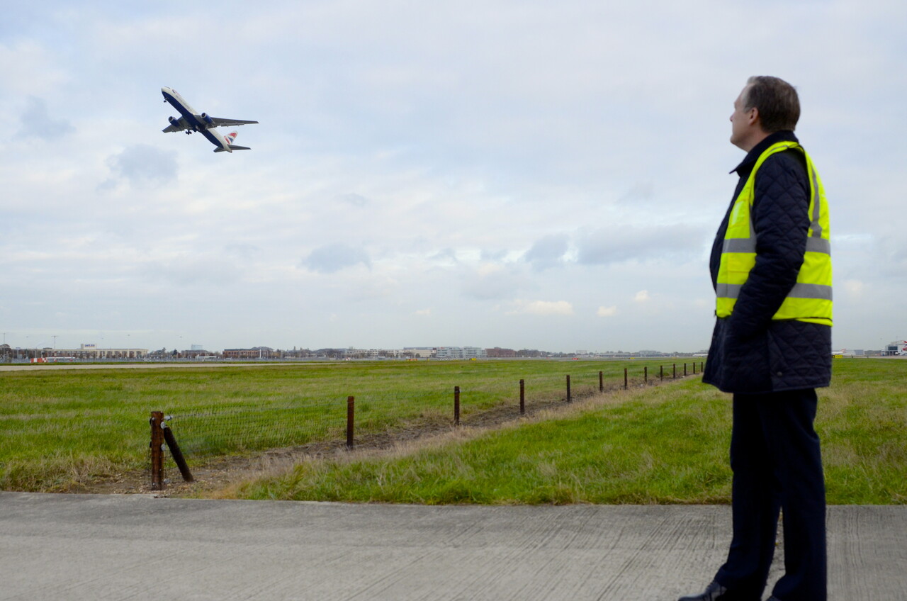 Kevan Jones MP at Heathrow