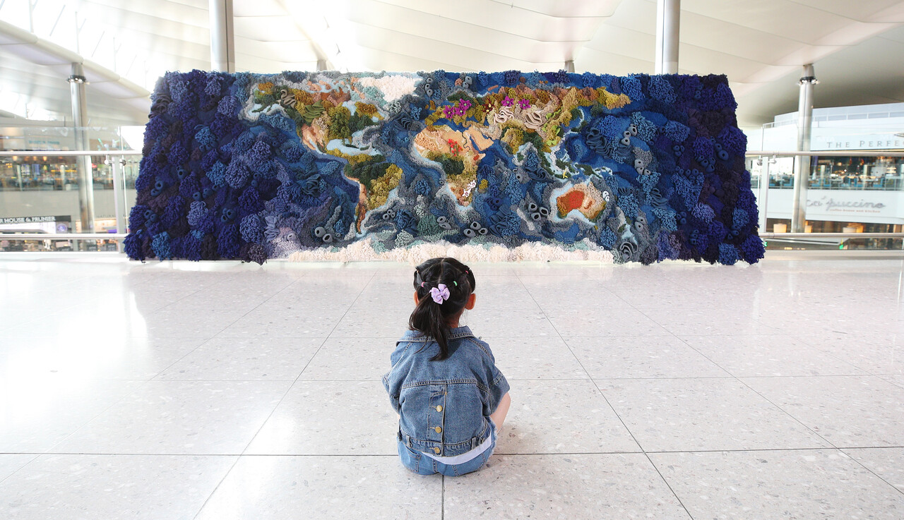 Weaving the world: Heathrow unveils Botanical Tapestry picture