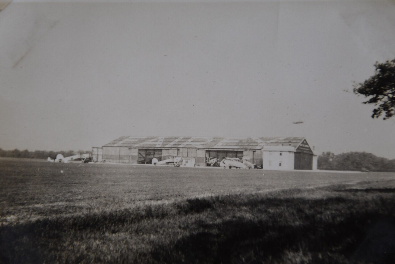 The hangars – Heath Row Aerodrome