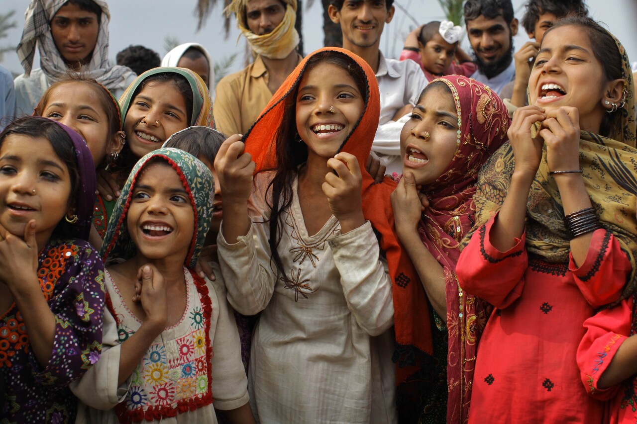 Heathrow announces charity partnership with Oxfam picture