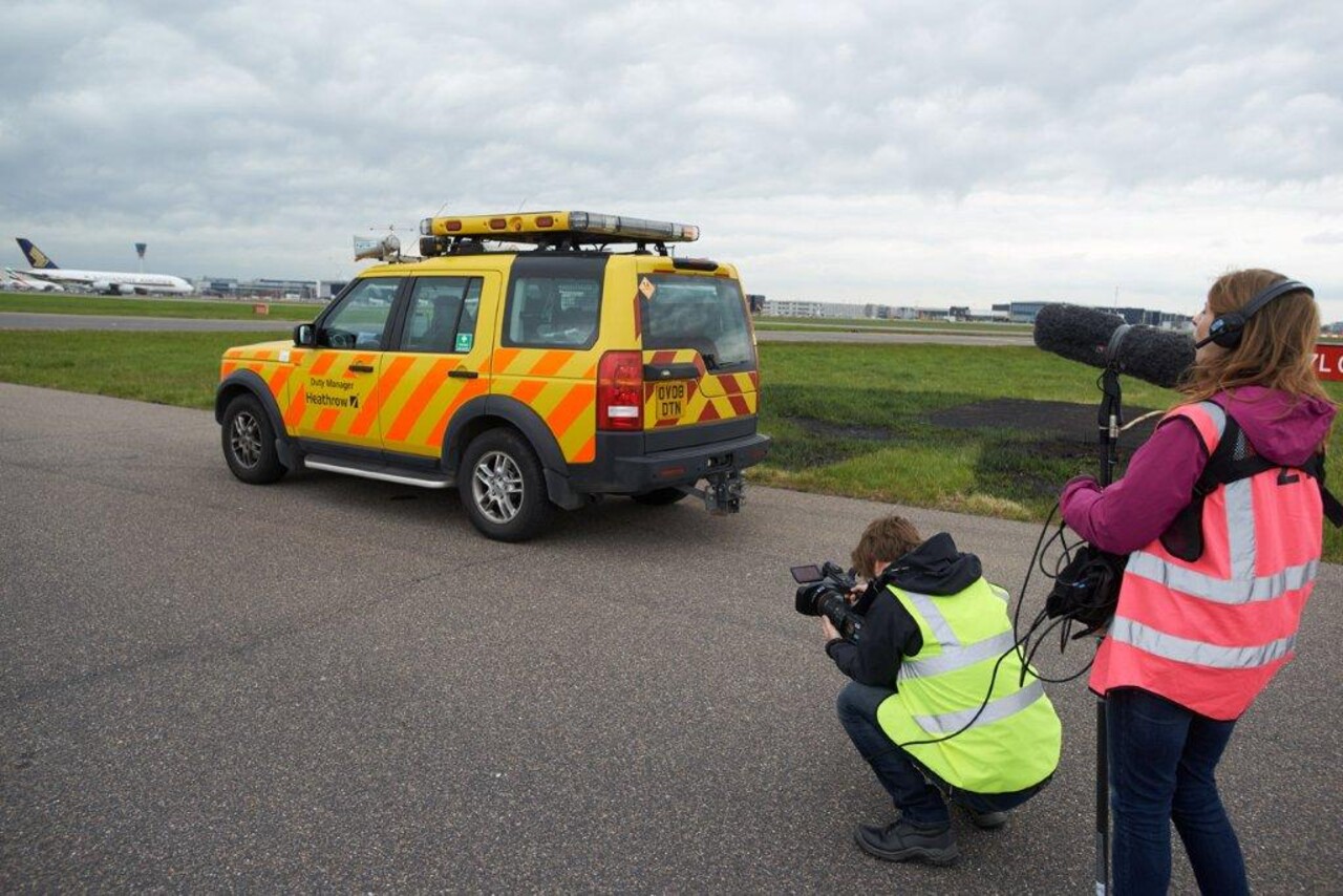 Airport Live, BBC Two - episode 3 picture