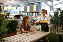 Terminal 5 Park Area