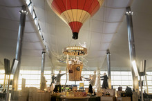 Burberry balloon 2