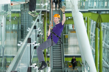 John Holland-Kaye, Heathrow CEO abseiling as part of Diamond Challenge