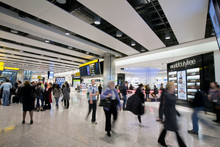 T5 retail departure lounge